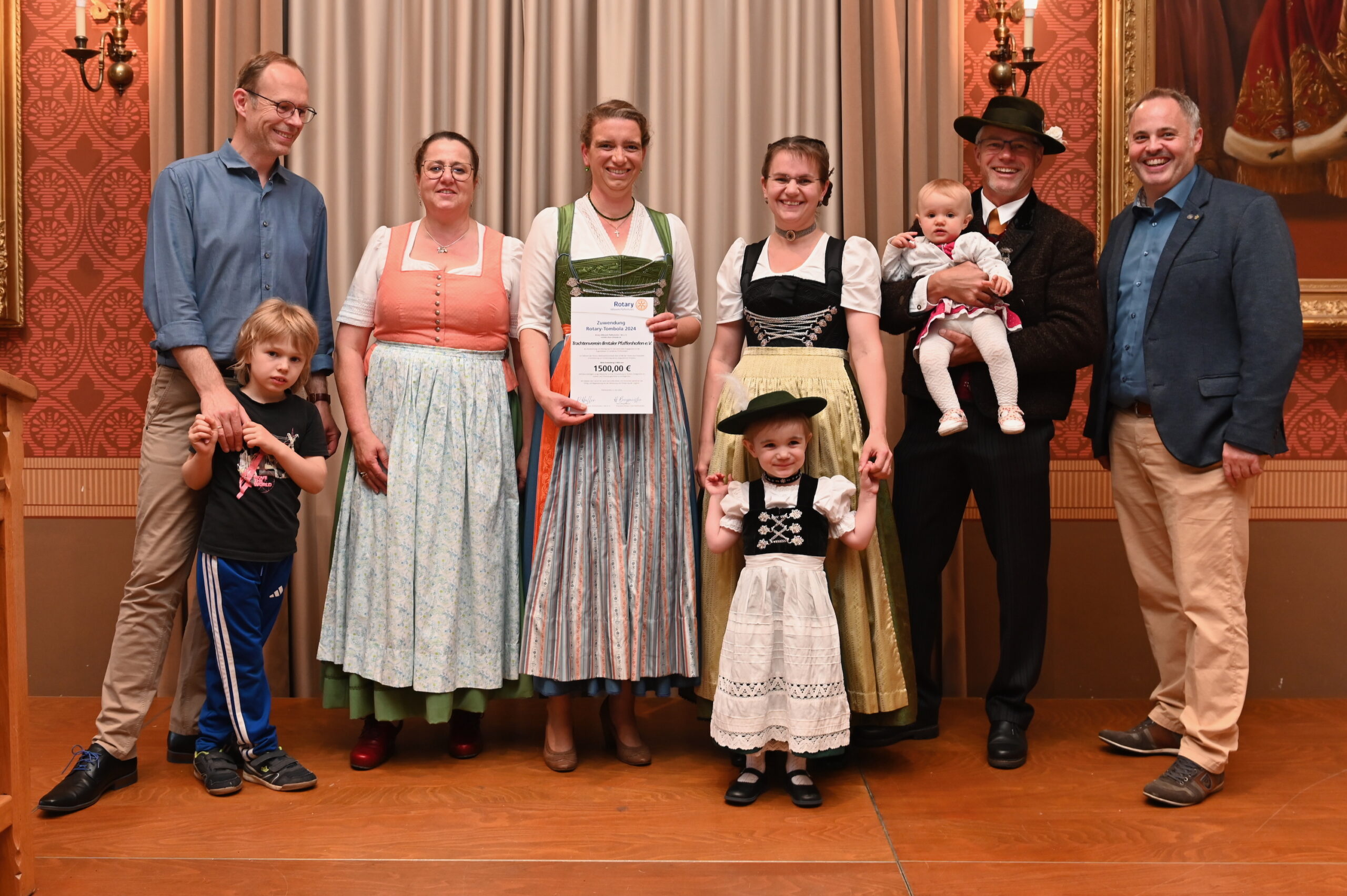 Rotary Pfaffenhofen Tombola Weihnachten 1. Preis Auto Rotary Pfaffenhofen Tombola Weihnachten 1. Preis Auto