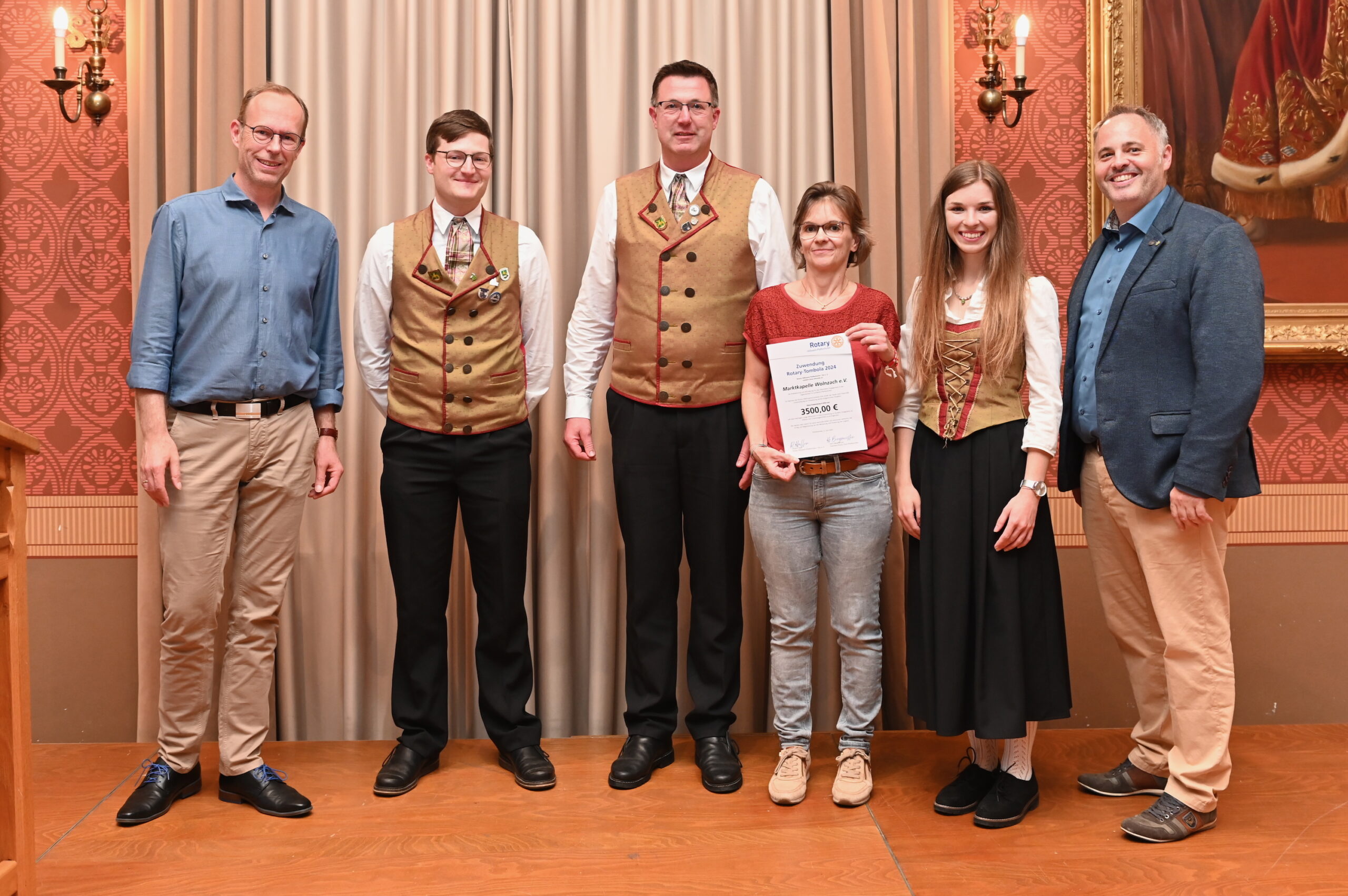 Rotary Pfaffenhofen Tombola Weihnachten 1. Preis Auto Rotary Pfaffenhofen Tombola Weihnachten 1. Preis Auto